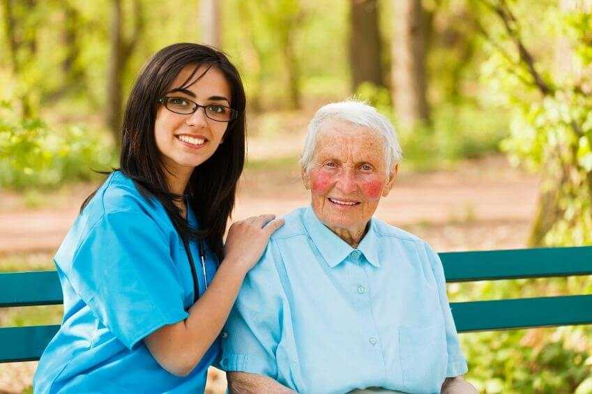 Signs Your Elderly Loved Needs In-Home Care