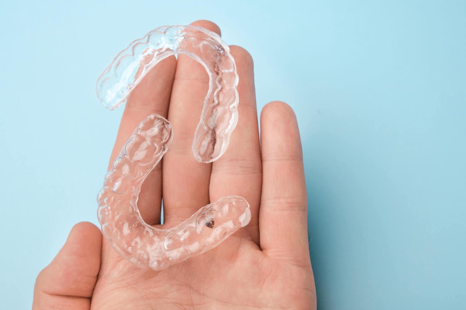 Signs to Consider While Choosing Invisalign or Braces